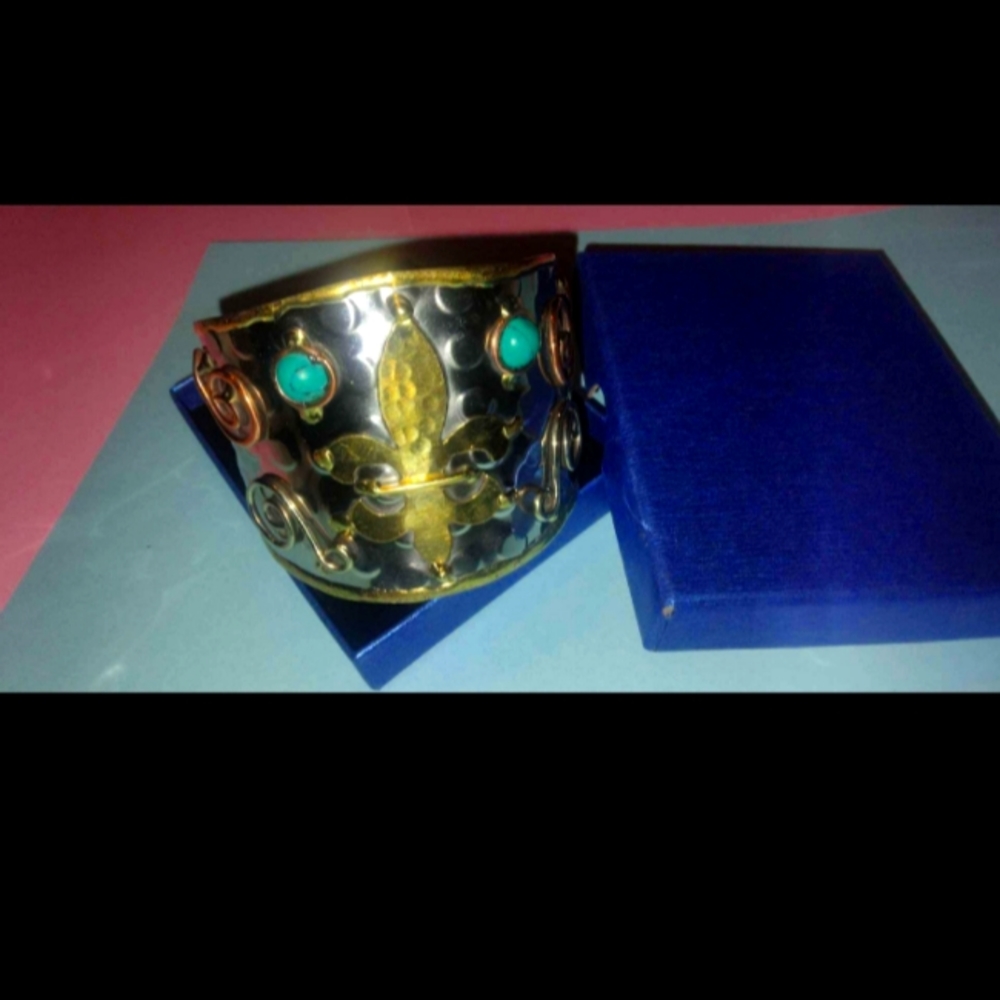 Silver Tone Cuff Bracelet